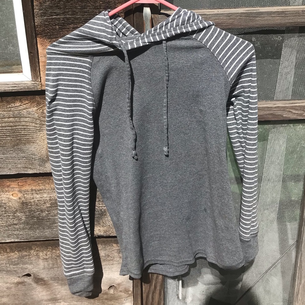 REI HOODIE